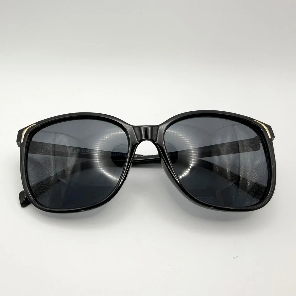Foster Grant Black Square Sunglasses Gold Accents FG 26 512 BLK Women Oversized
